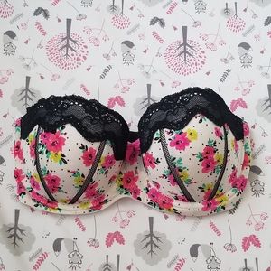 ❗❗3/$20 La Senza Strapless Floral Bra